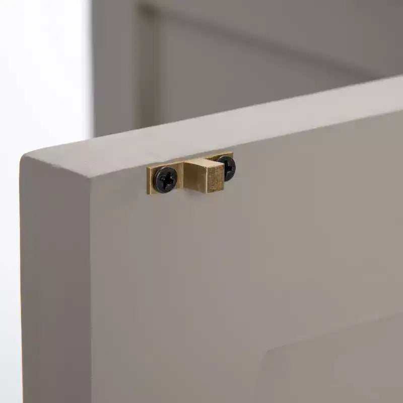 Mobiletto contenitore grigio a 2 ante in legno con ripiano fisso, montaggio 1 persona