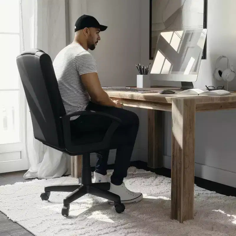 Sedia da ufficio con braccioli Flash Furniture Coffman Flash Fundamentals a schienale medio, in similpelle imbottita nera